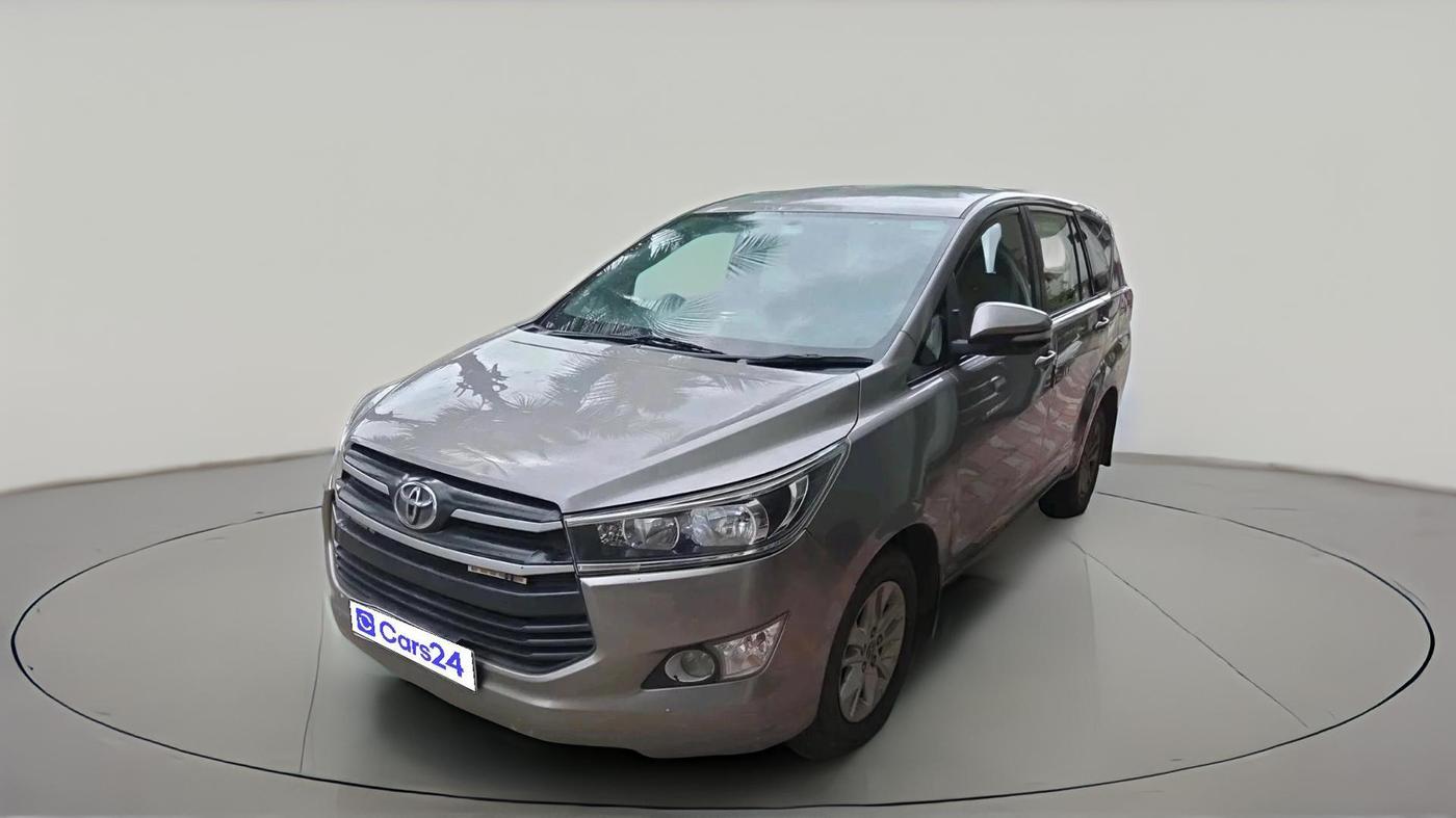 2016 Toyota Innova Crysta 2.8 GX AT 8 STR, Diesel, Automatic, 1,18,957 km, exterior