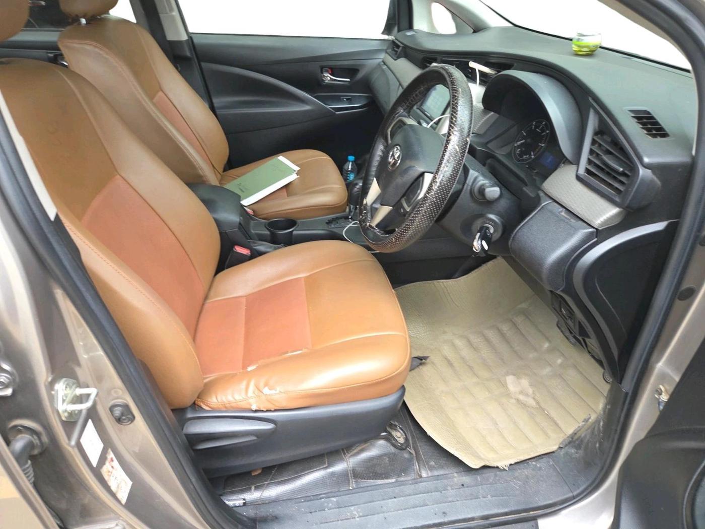 2016 Toyota Innova Crysta 2.8 GX AT 8 STR, Diesel, Automatic, 1,18,957 km, interior