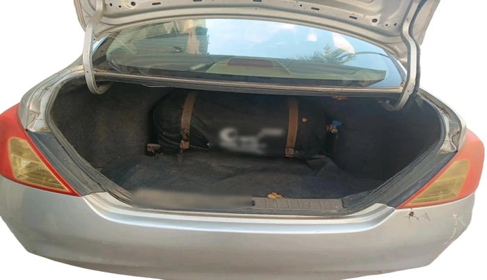2012 Nissan Sunny XV PETROL, CNG, Manual, 68,695 km, exterior
