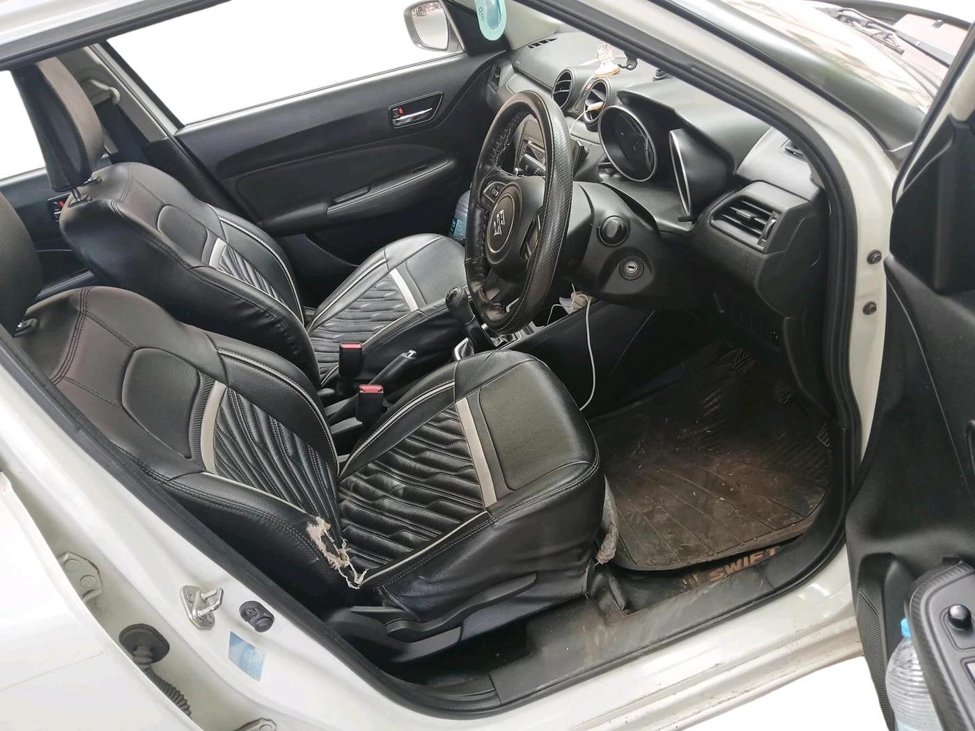2018 Maruti Swift VXI, Petrol, Manual, 42,171 km, interior