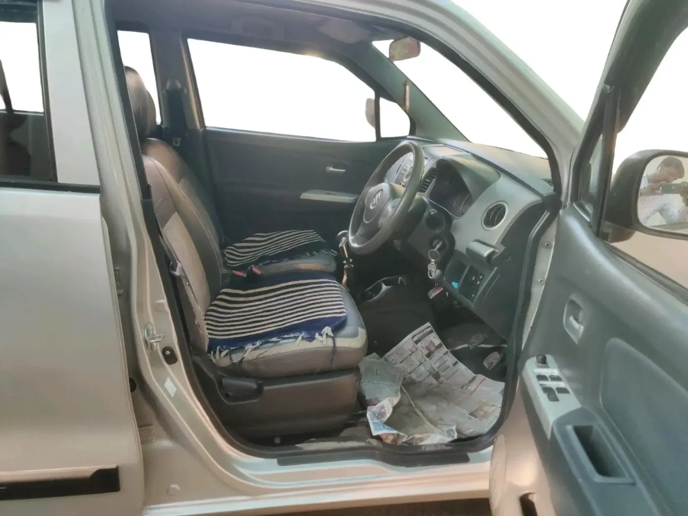 2012 Maruti Wagon R 1.0 VXI, CNG, Manual, 81,530 km, interior