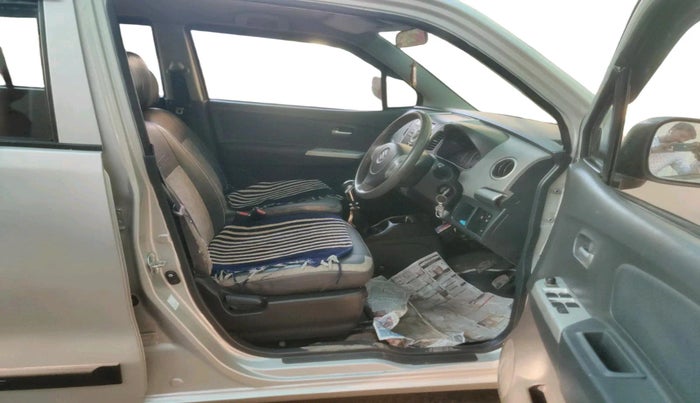 2012 Maruti Wagon R 1.0 VXI, CNG, Manual, 81,530 km, interior