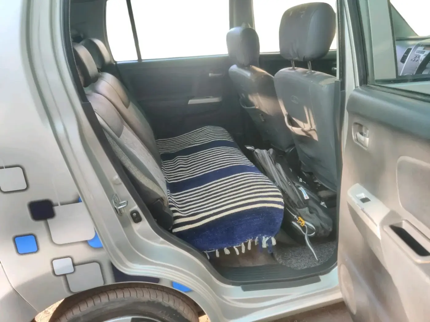 2012 Maruti Wagon R 1.0 VXI, CNG, Manual, 81,530 km, interior