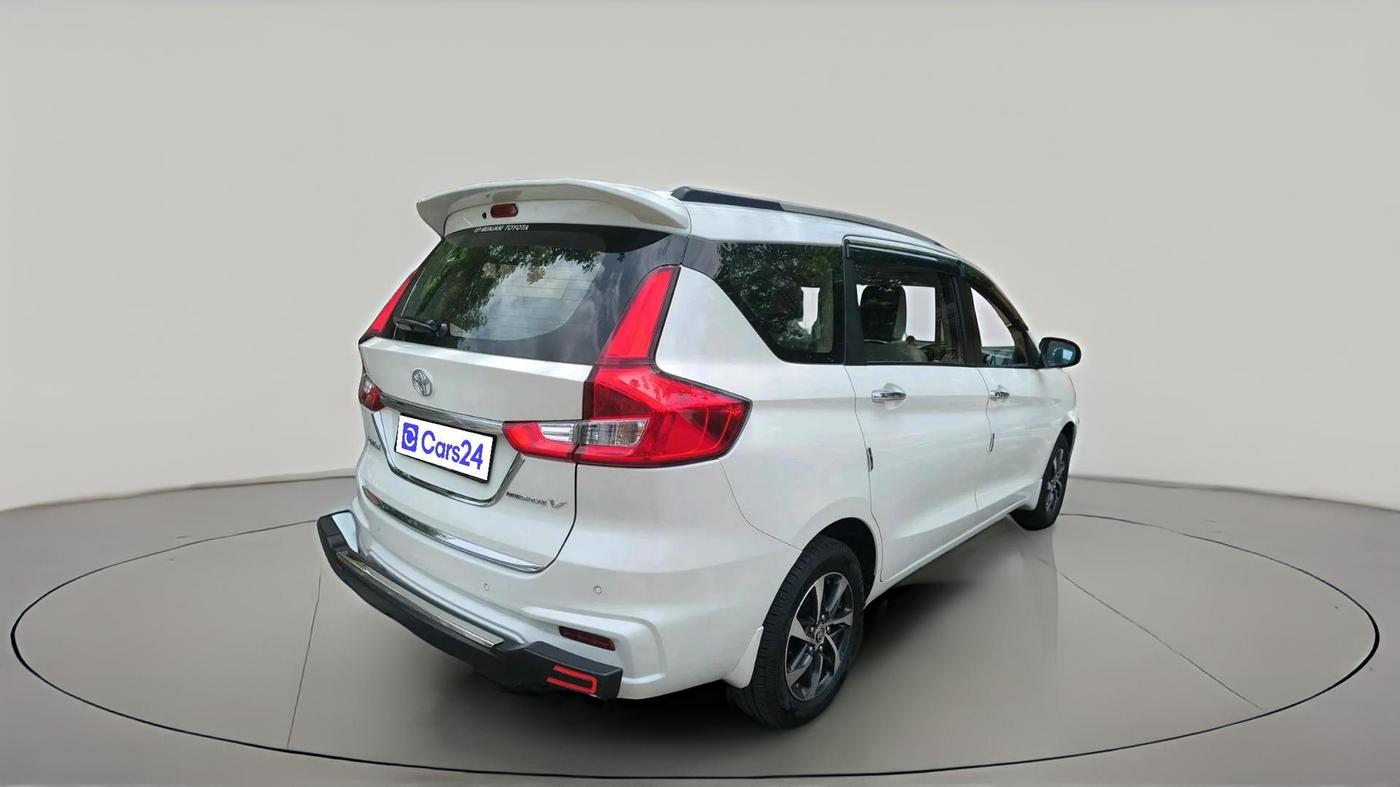 2023 Toyota RUMION V AT , Petrol, Automatic, 53,948 km, exterior