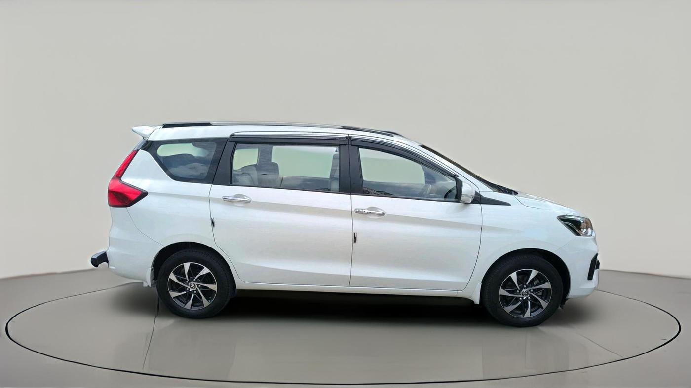 2023 Toyota RUMION V AT , Petrol, Automatic, 53,948 km, exterior