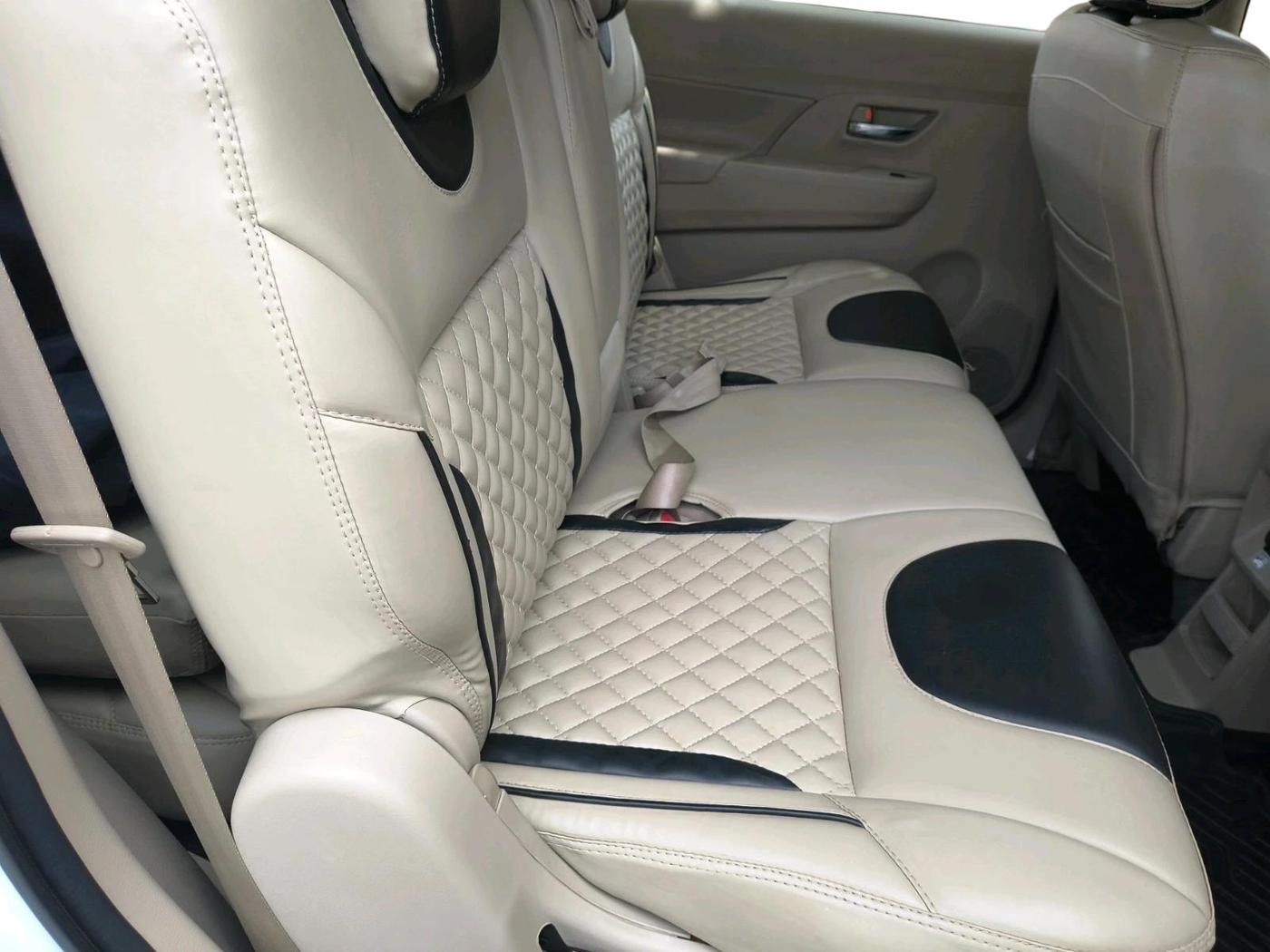 2023 Toyota RUMION V AT , Petrol, Automatic, 53,948 km, interior