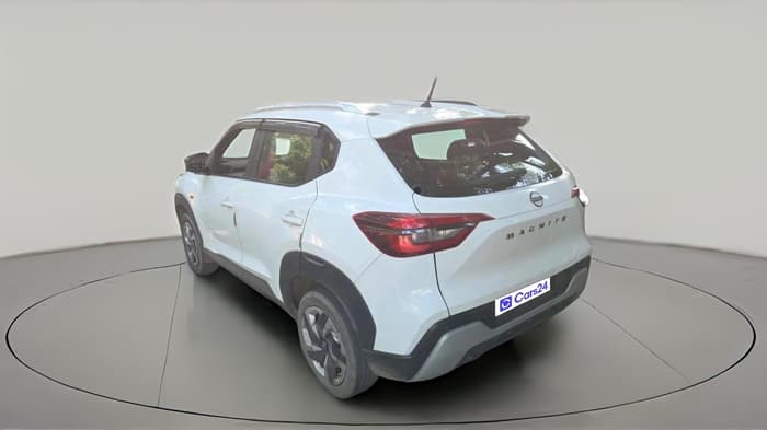 2022 Nissan MAGNITE XE, CNG, Manual, 46,289 km, exterior