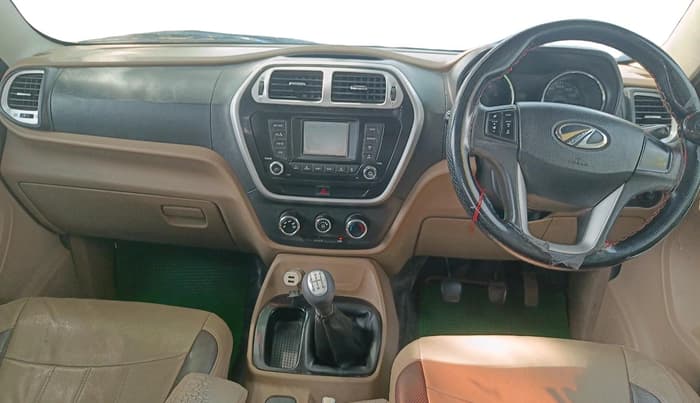2016 Mahindra TUV300 T8, Diesel, Manual, 95,280 km, interior