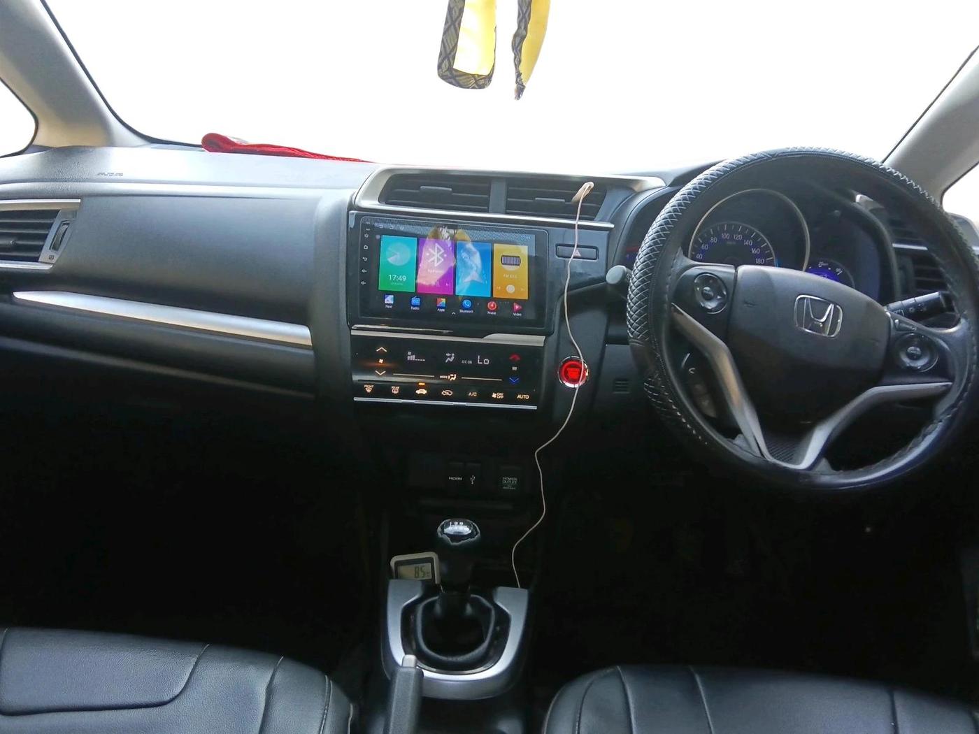 2018 Honda WR-V 1.5L I-DTEC VX MT, Diesel, Manual, 1,09,536 km, interior