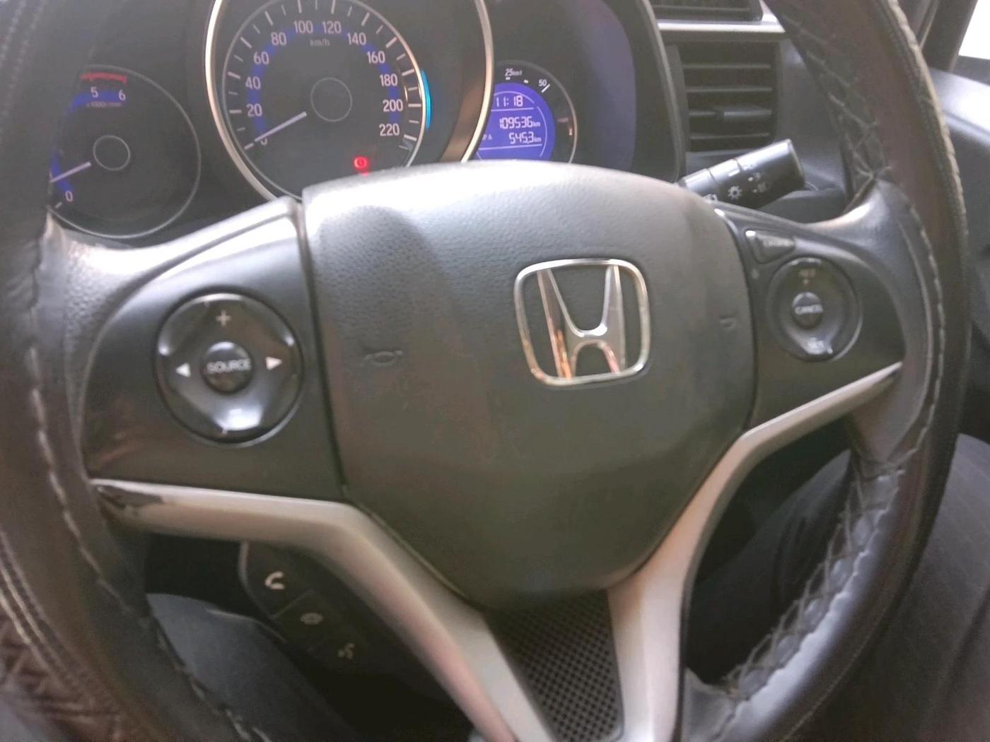 2018 Honda WR-V 1.5L I-DTEC VX MT, Diesel, Manual, 1,09,536 km, interior