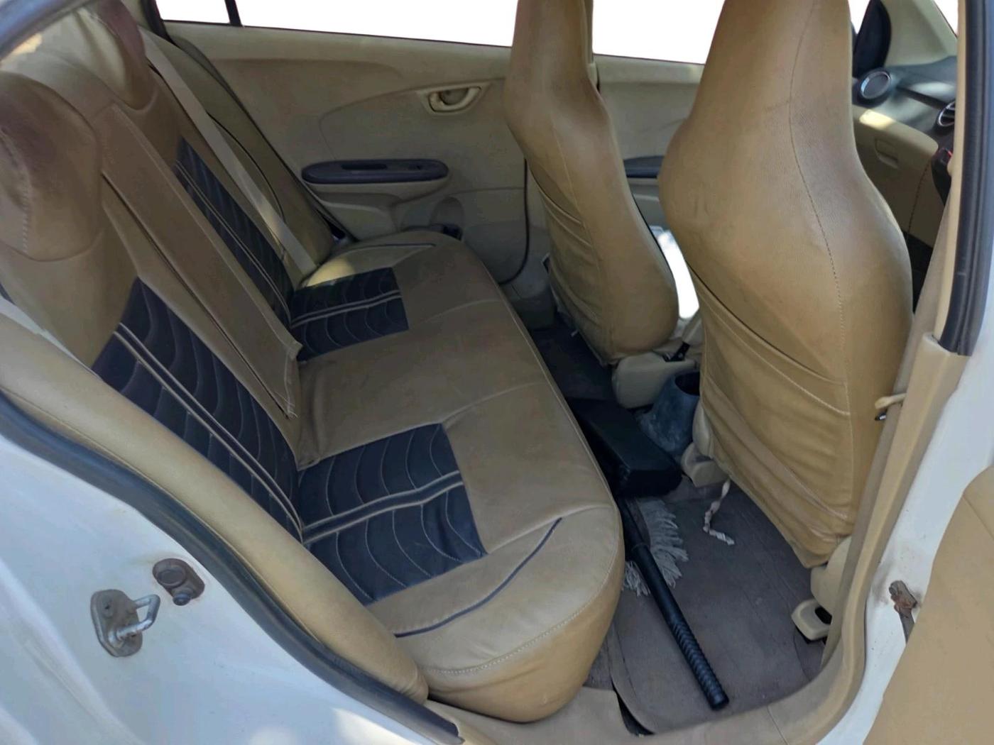 2013 Honda Amaze 1.5L I-DTEC S, Diesel, Manual, 94,745 km, interior
