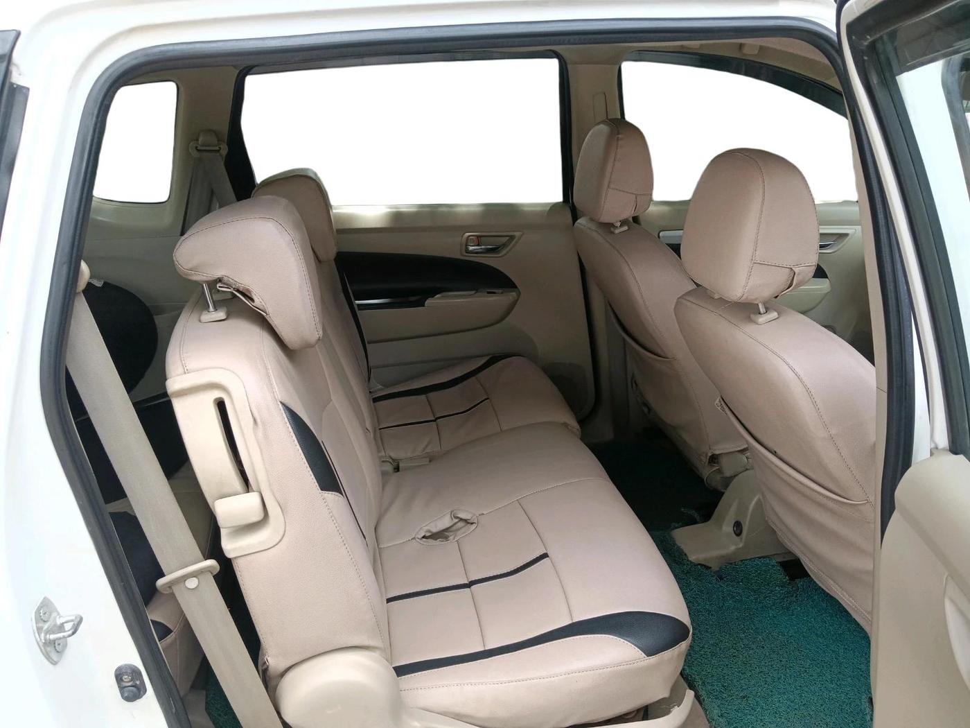 2016 Maruti Ertiga VXI, CNG, Manual, 1,11,702 km, interior
