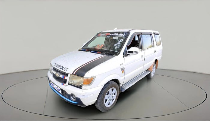 2013 Chevrolet Tavera NEO 3 LS 10 STR BS III, Diesel, Manual, 2,44,632 km, exterior