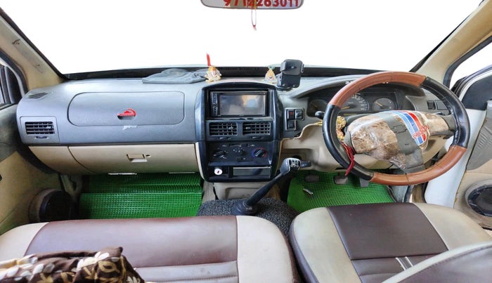 2013 Chevrolet Tavera NEO 3 LS 10 STR BS III, Diesel, Manual, 2,44,632 km, interior