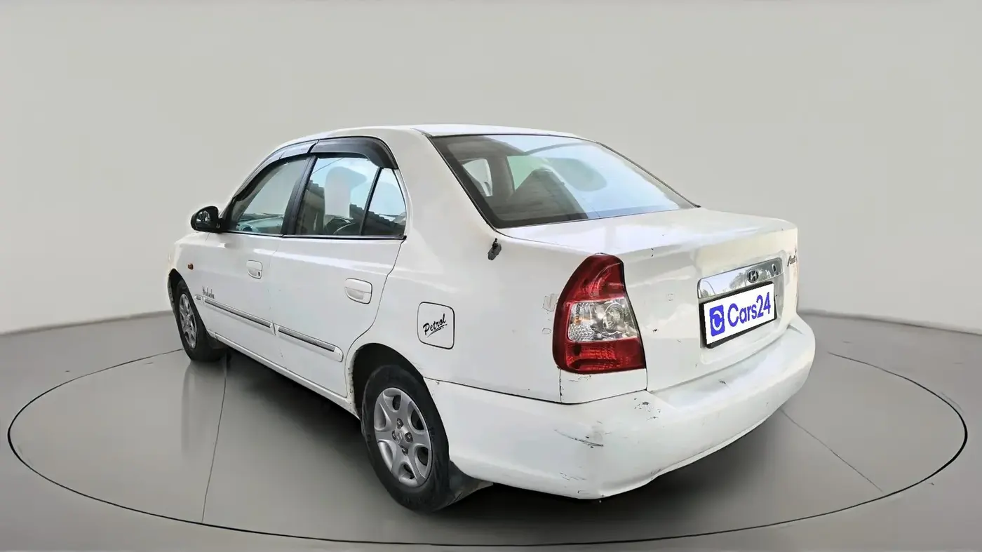 2011 Hyundai Accent GLE, CNG, Manual, 1,19,466 km, exterior