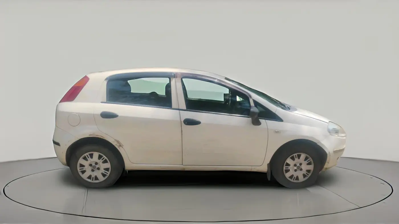 2011 Fiat Grand Punto ACTIVE 1.3, Diesel, Manual, 80,108 km, exterior