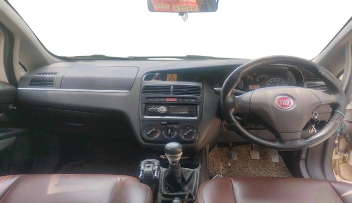 2011 Fiat Grand Punto ACTIVE 1.3, Diesel, Manual, 80,108 km, interior