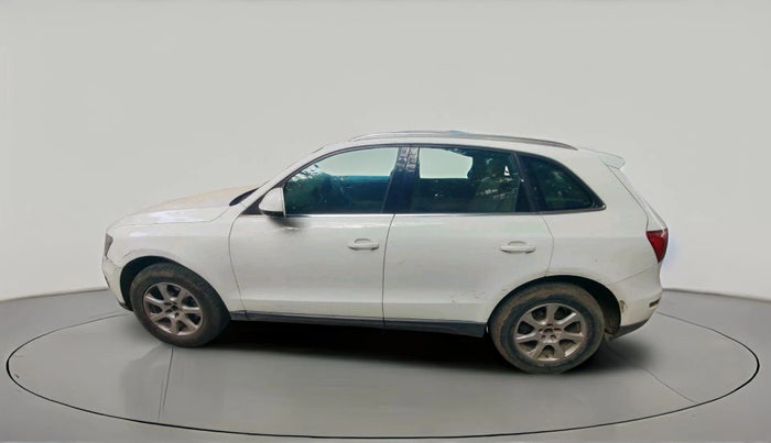 2011 Audi Q5 2.0 TDI QUATTRO, Diesel, Automatic, 1,36,637 km, exterior