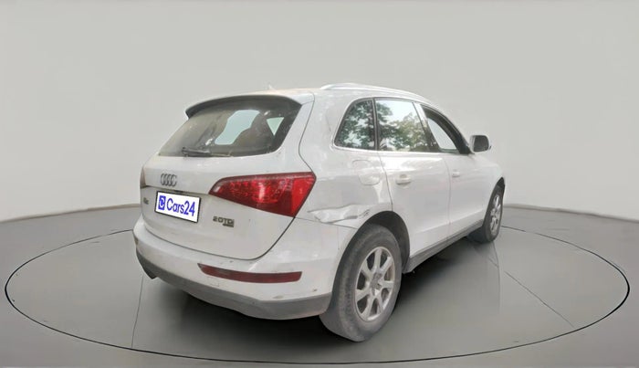 2011 Audi Q5 2.0 TDI QUATTRO, Diesel, Automatic, 1,36,637 km, exterior