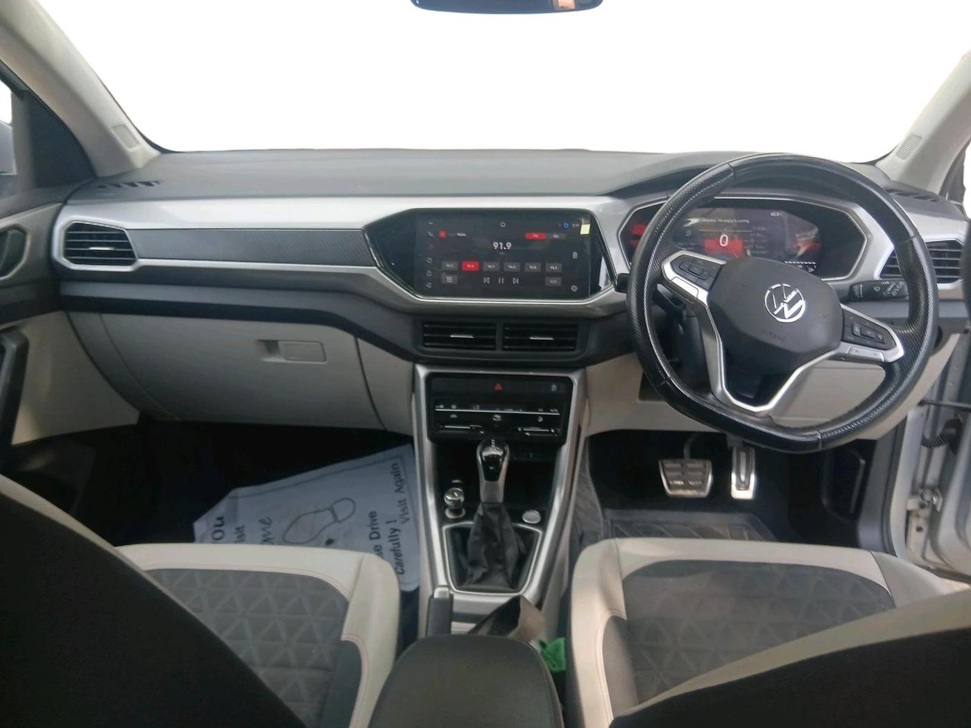 2022 Volkswagen TAIGUN GT PLUS 1.5 TSI DSG, Petrol, Automatic, 1,04,496 km, interior