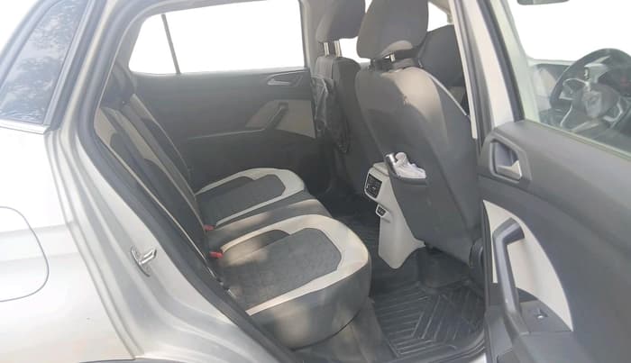2022 Volkswagen TAIGUN GT PLUS 1.5 TSI DSG, Petrol, Automatic, 1,04,496 km, interior