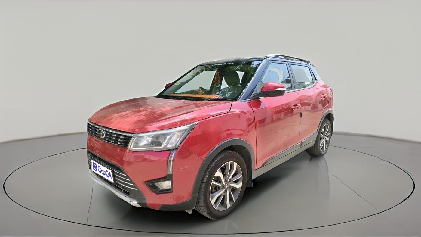 2019 Mahindra XUV300 W8 (O) 1.2 PETROL, Petrol, Manual, 72,565 km, exterior
