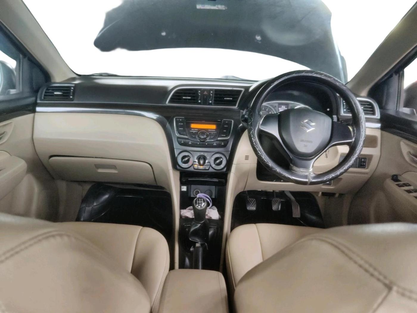 2016 Maruti Ciaz VXI (O), Petrol, Manual, 1,35,313 km, interior