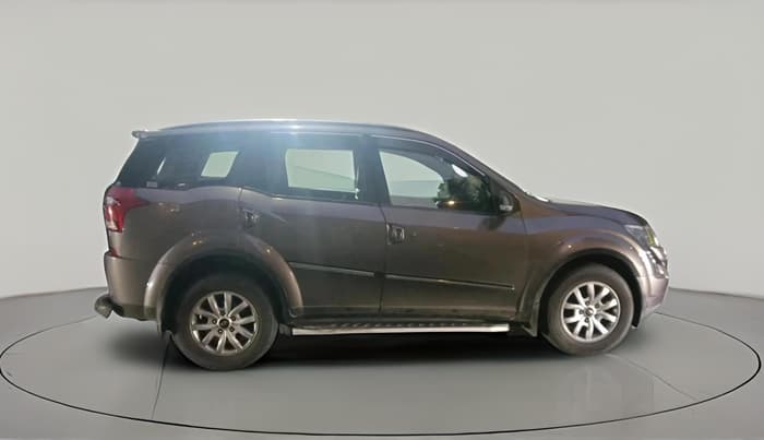 2019 Mahindra XUV500 W9, Diesel, Manual, 1,49,580 km, exterior