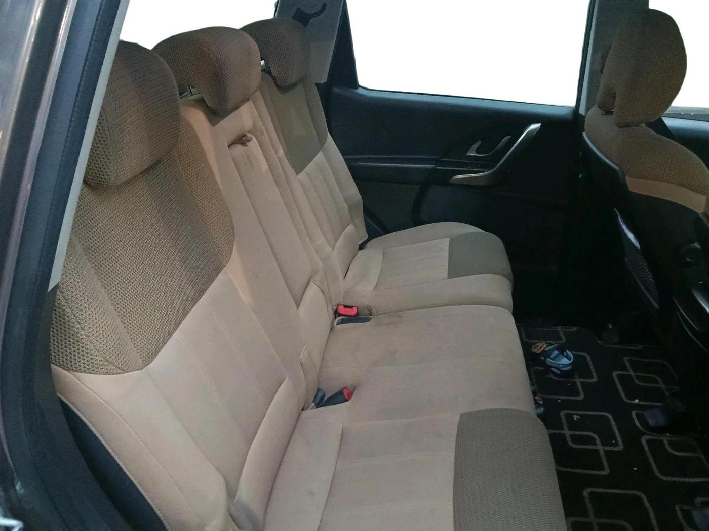 2019 Mahindra XUV500 W9, Diesel, Manual, 1,49,580 km, interior