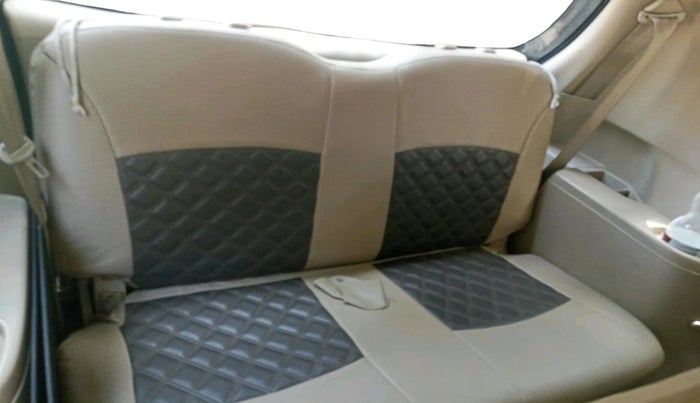 2015 Maruti Ertiga VDI, Diesel, Manual, 1,08,577 km, interior