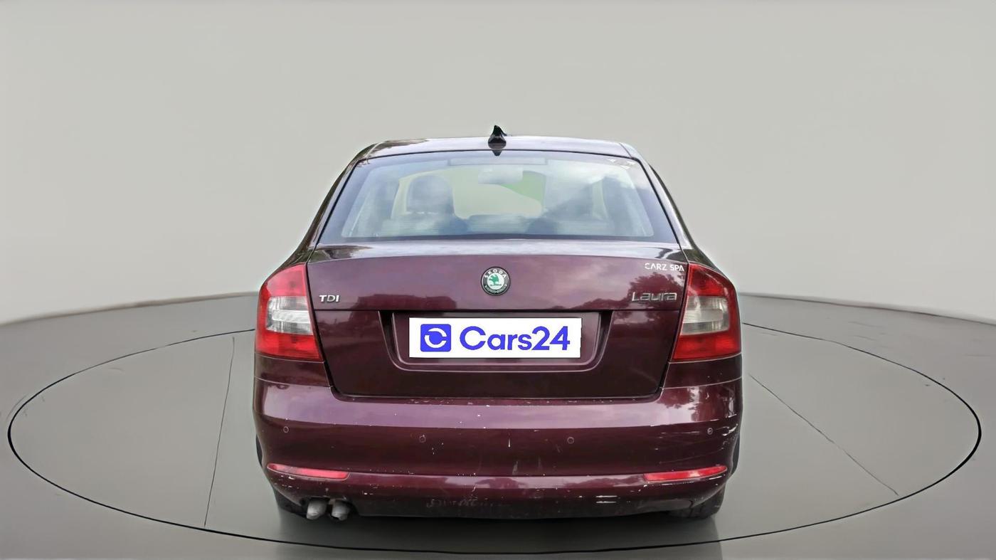 2012 Skoda Laura ELEGANCE 2.0 TDI CR MT, Diesel, Manual, 91,145 km, exterior