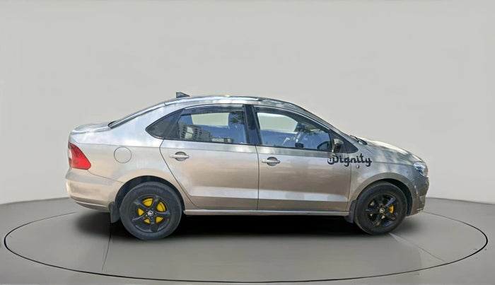 2013 Skoda Rapid ELEGANCE 1.6 TDI CR MT, Diesel, Manual, 1,41,571 km, exterior