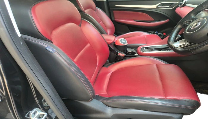 2023 MG ASTOR SAVVY 1.3 TURBO AT S RED, Petrol, Automatic, 18,972 km, interior