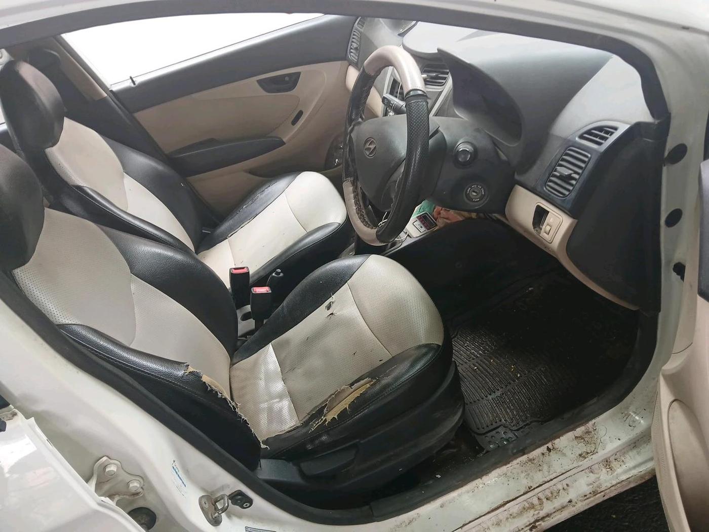 2014 Hyundai Eon ERA +, CNG, Manual, 99,058 km, interior