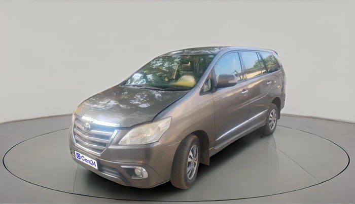 2015 Toyota Innova 2.5 ZX 7 STR, Diesel, Manual, 1,42,631 km, exterior