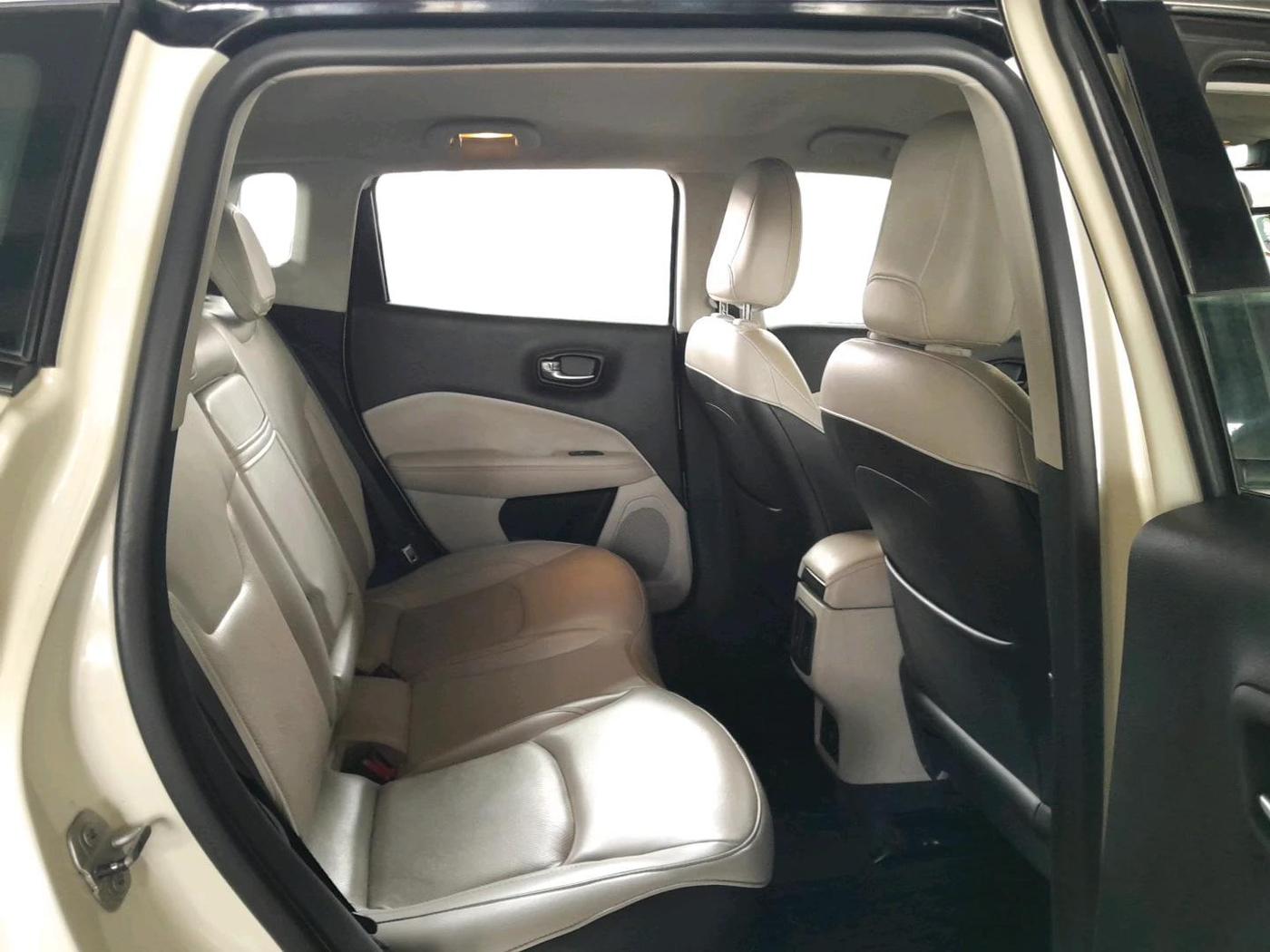 2018 Jeep Compass LIMITED (O) 2.0 DIESEL, Diesel, Manual, 63,049 km, interior