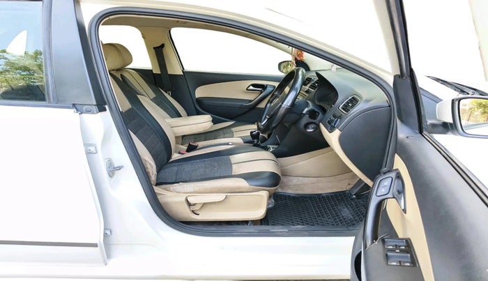 2019 Volkswagen Ameo HIGHLINE PLUS 1.0L 16 ALLOY, CNG, Manual, 1,17,549 km, interior