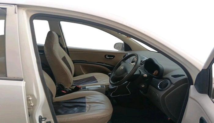 2013 Hyundai Grand i10 MAGNA 1.2 KAPPA VTVT, Petrol, Manual, 38,035 km, interior