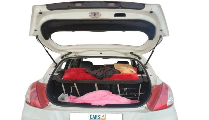 2016 Maruti Swift VXI, Petrol, Manual, 93,928 km, exterior