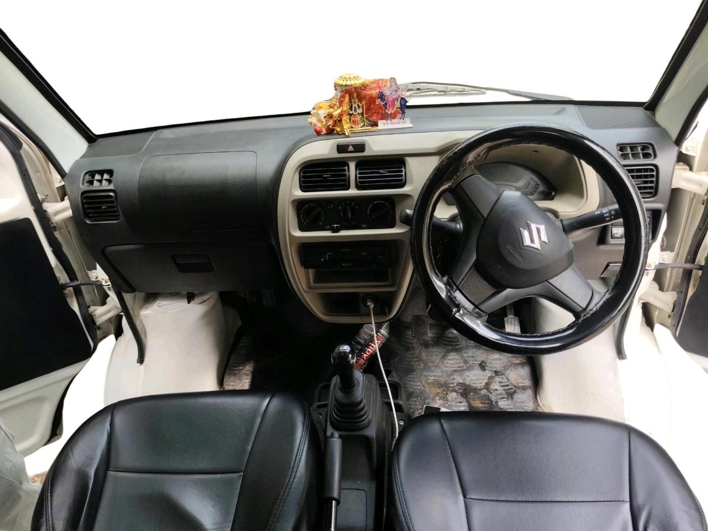 2024 Maruti Eeco 5 Str Ac CNG (O) , CNG, Manual, 48,905 km, interior