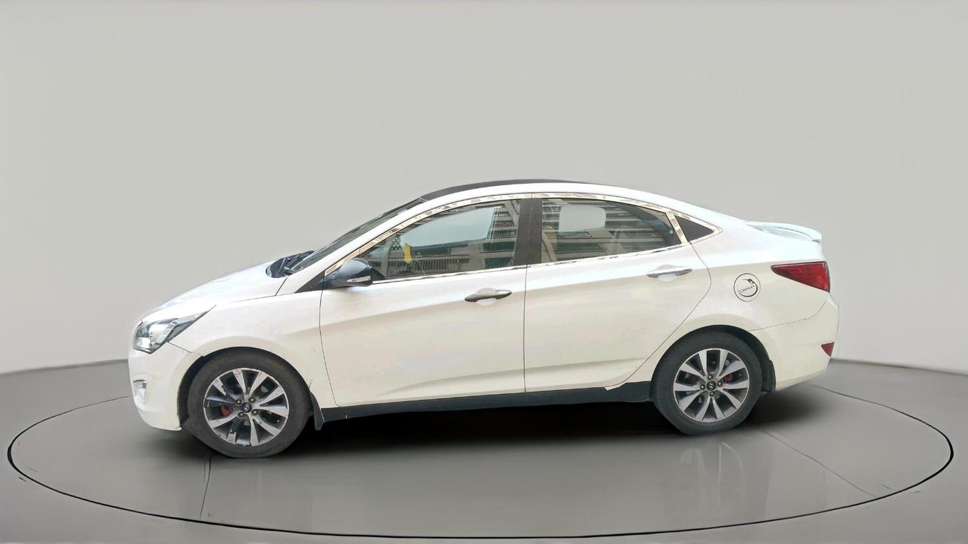 2015 Hyundai Verna FLUIDIC 1.6 CRDI SX AT, Diesel, Automatic, 1,03,000 km, exterior