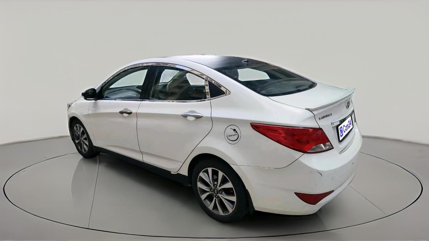 2015 Hyundai Verna FLUIDIC 1.6 CRDI SX AT, Diesel, Automatic, 1,03,000 km, exterior