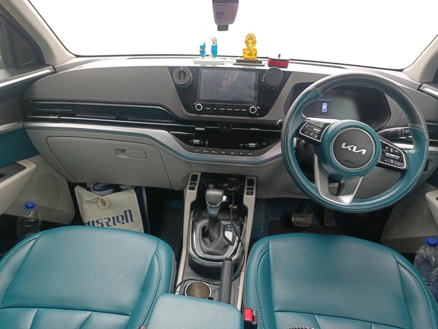 2023 KIA CARENS  PRESTIGE PLUS 1.5 TURBO PETROL DCT 7 STR, Petrol, Automatic, 36,125 km, interior