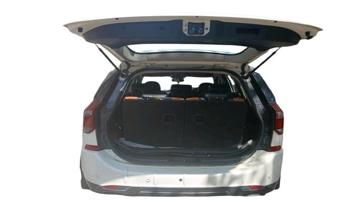 2019 Mahindra XUV500 W7, Diesel, Manual, 83,559 km, exterior