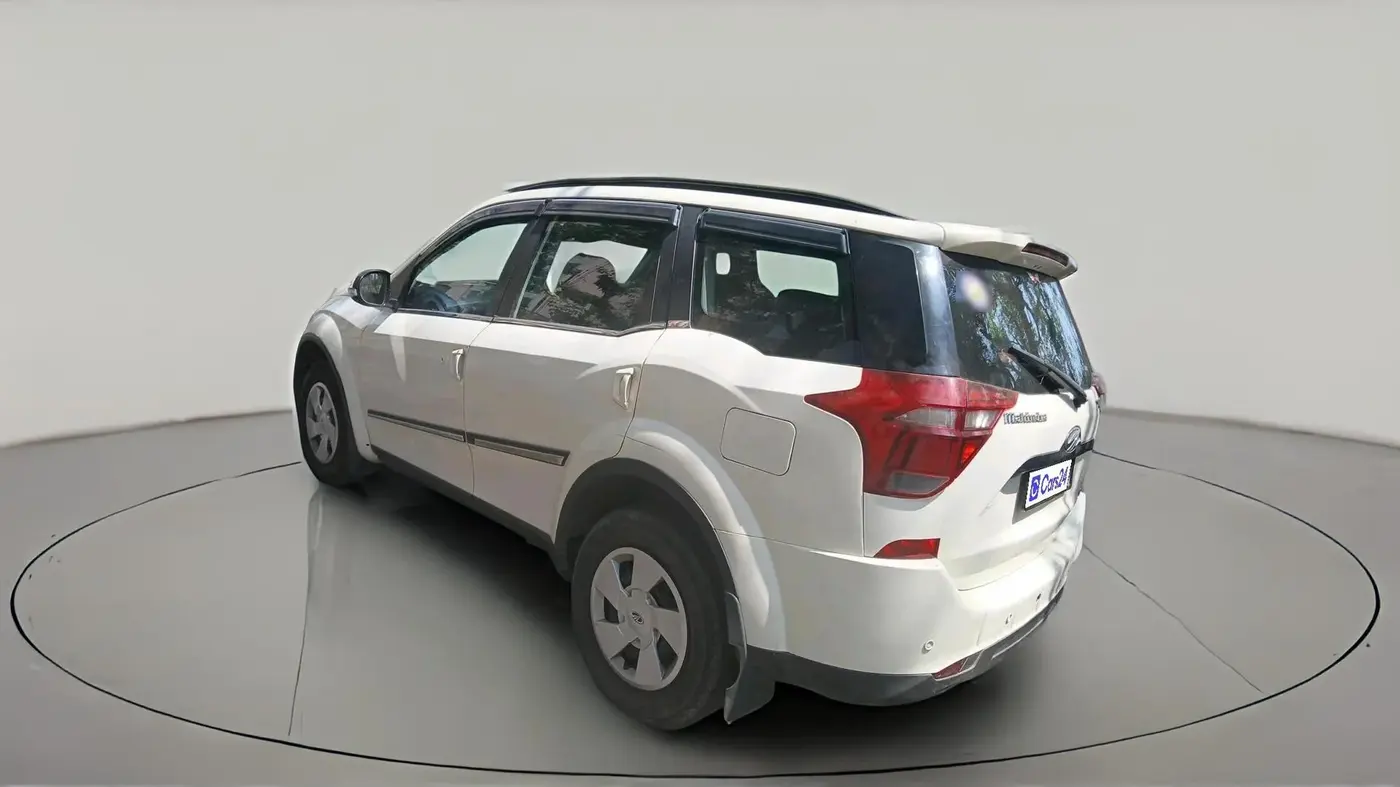 2019 Mahindra XUV500 W7, Diesel, Manual, 83,559 km, exterior