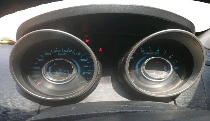 2019 Mahindra XUV500 W7, Diesel, Manual, 83,559 km, interior