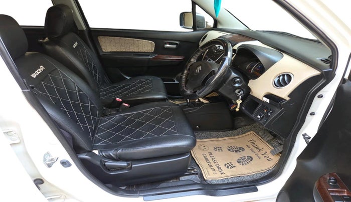 2017 Maruti Wagon R 1.0 VXI AMT, CNG, Automatic, 67,193 km, interior