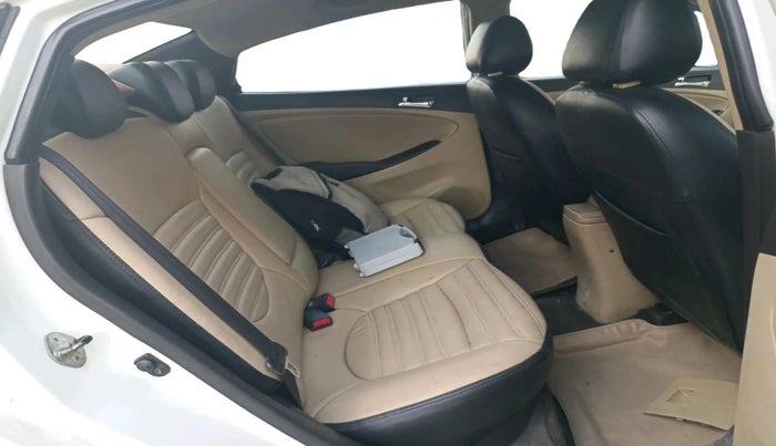 2013 Hyundai Verna FLUIDIC 1.6 CRDI SX, Diesel, Manual, 1,18,566 km, interior