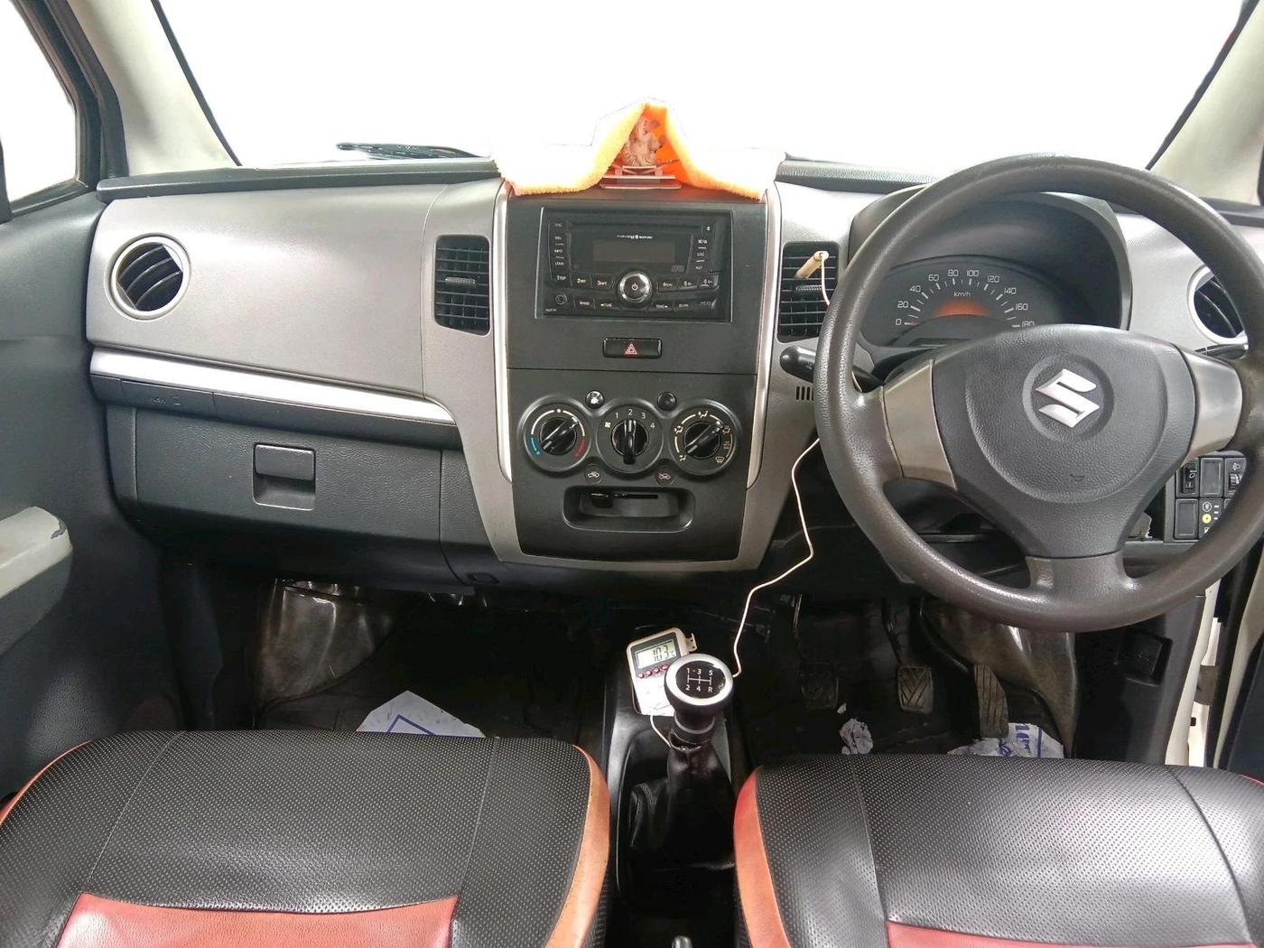 2011 Maruti Wagon R 1.0 LXI CNG, CNG, Manual, 1,54,101 km, interior