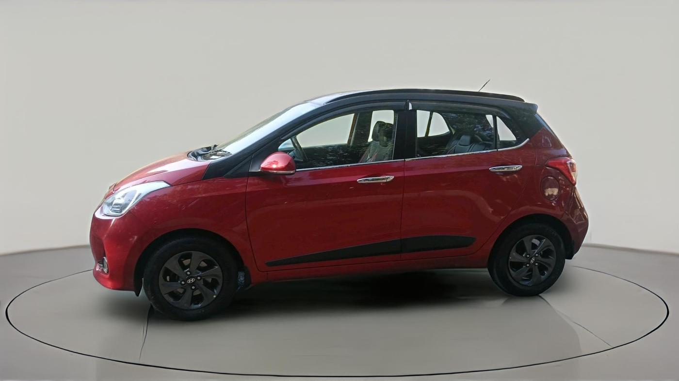 2018 Hyundai Grand i10 SPORTZ 1.2 KAPPA VTVT DUAL TONE, Petrol, Manual, 77,518 km, exterior